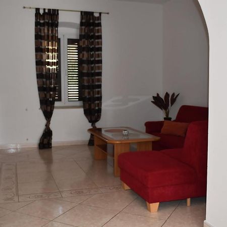 Pet Friendly Apartment Murvi 50 Novigrad Istria Kültér fotó