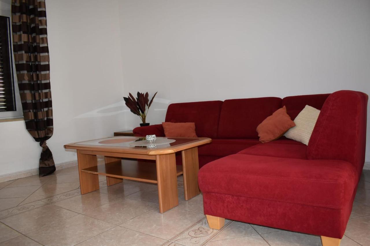 Pet Friendly Apartment Murvi 50 Novigrad Istria Kültér fotó