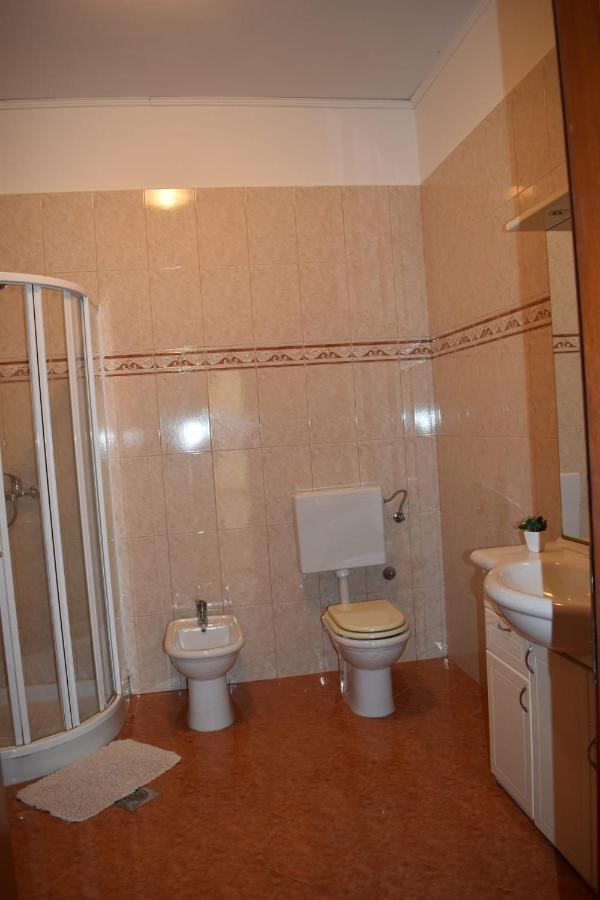Pet Friendly Apartment Murvi 50 Novigrad Istria Kültér fotó